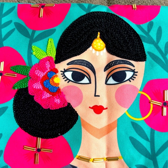 NEW WITHOUT TAGS - Chumbak Cat Lady 16” Cushion - Picture 2 of 8